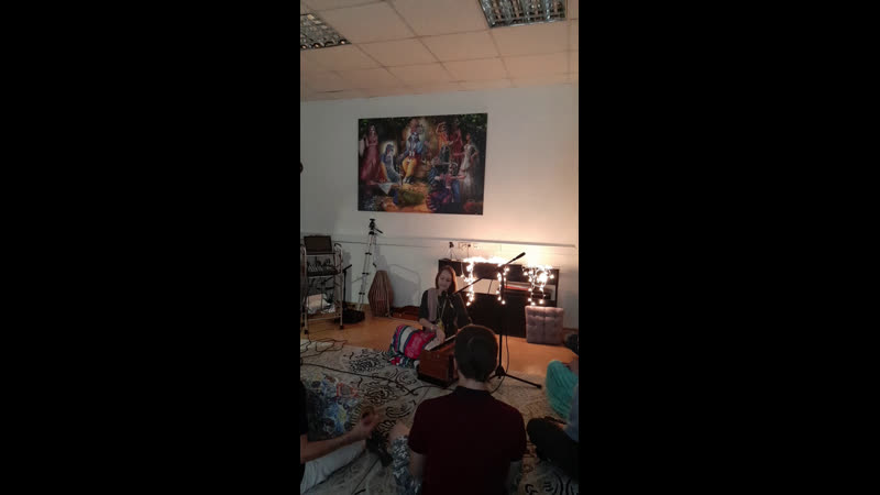 Live kirtan vrindavan mellows