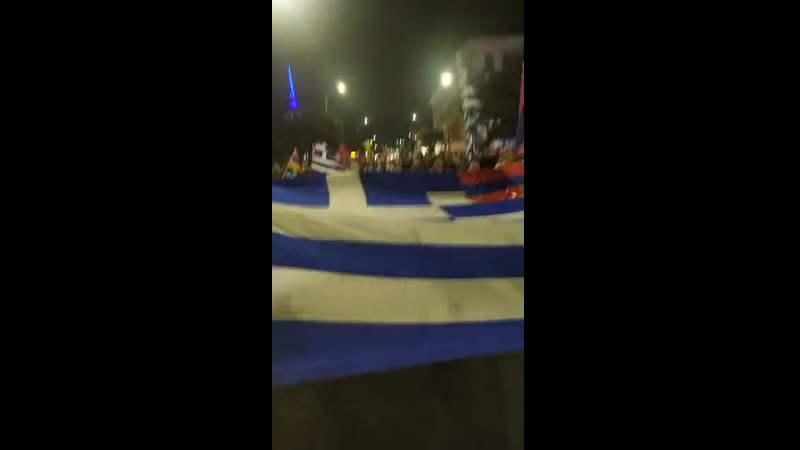 Греки и армяне в салониках против турецко азербайджанской агрессии