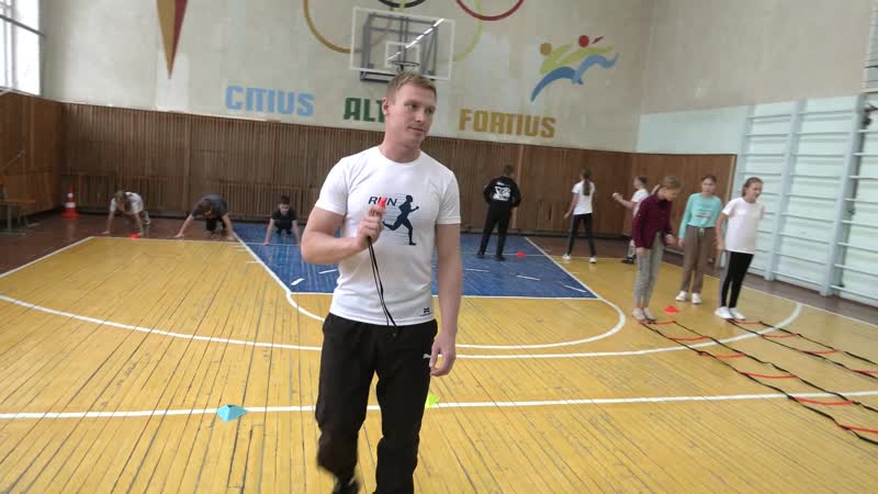 Учитель физкультуры айдар камалов из советского района личным примером воспитывает в детях любовь к спорту