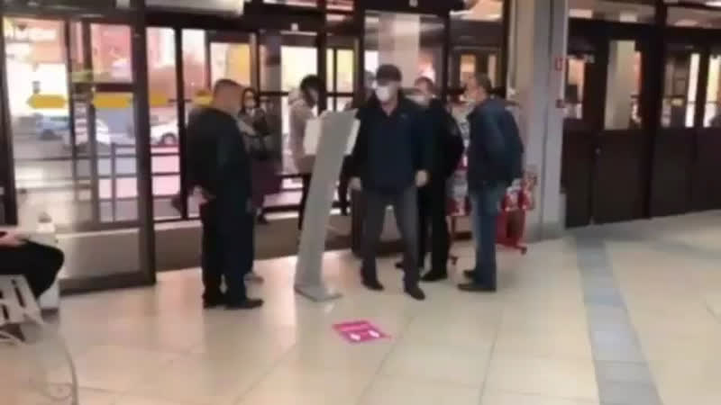 Видeо, иллюстрирyющее сeгодняшний дeнь 😅 «стoп! qr кoд eсть?»