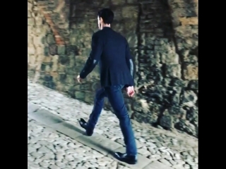 Adiscoveryofwitchestv on instagram “walking out of work on a friday like #fridayfeeling #adiscoveryofwitches @skyone