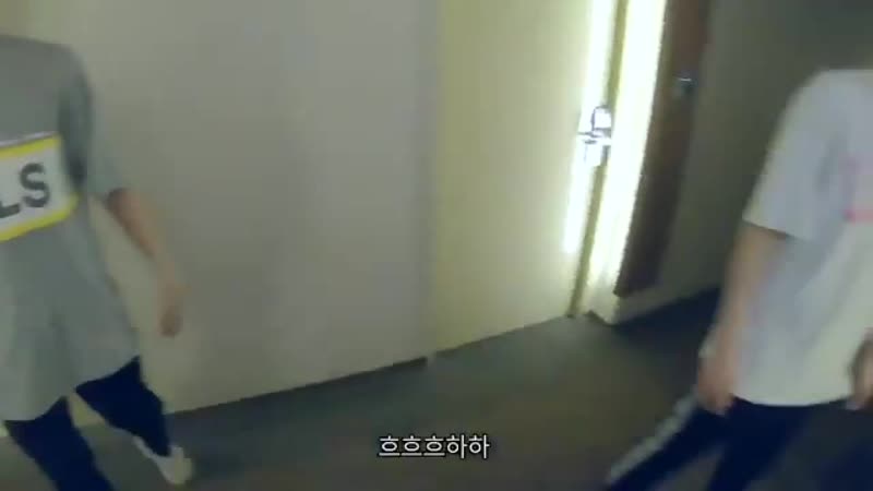 I think about when chenle jisung winwin and jaehyun locked themselves out of their hotel rooms every single day