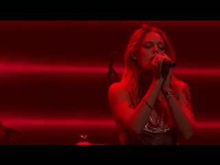 Tove lo disco tits (live on the tonight show starring jimmy fallon)