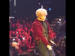 Jimin’s ass may not be the phattest but look at the way he moves??? like wow???