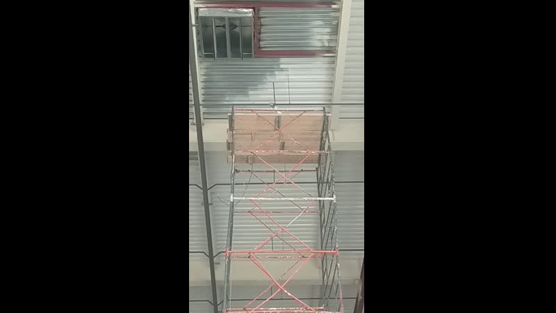 Покраска потолка безвоздушным способом