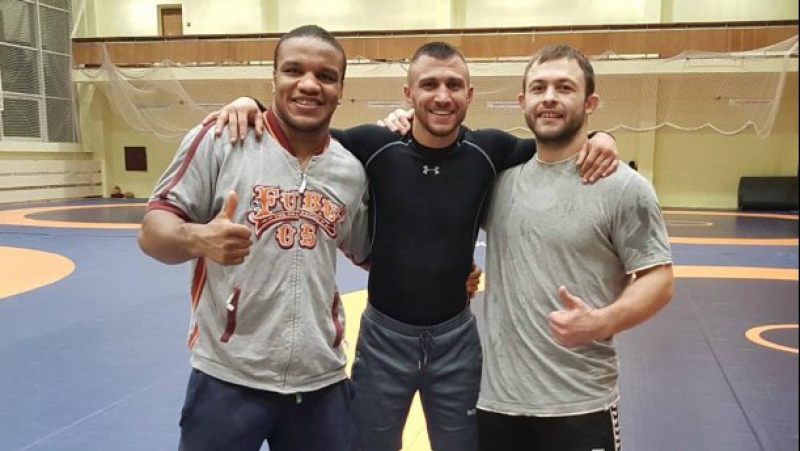 Lomachenko suplex wrestling 👽 ломаченко бросил на прогиб жана беленюка