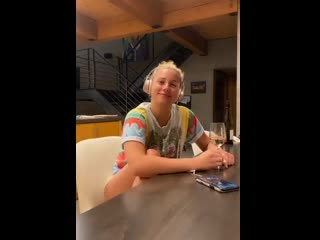 Blondebrunetteredhead | tiktok