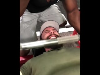 Had to teach them how to get swole with the patty protein💪🏼🍋