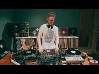 Joris voorn vinyl dj mix @ classic acid pt 2 (guilty pleasures and more )