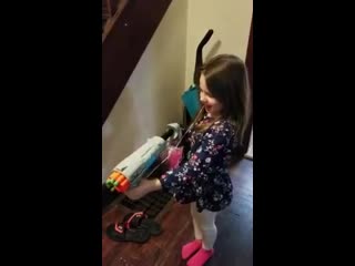 Современный способ удаления молочного зуба