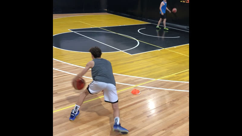 Туториал behind the back + step back