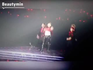 191119 tohoshinki live tour 2019 xv in tokyo day1 昌珉 hello 2 최강창민 沈昌珉 심창민 チャンミン 동방신기 toho15th