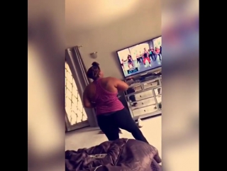 Amber riley on instagram "this is what happens when your fit friends decide to have a sleepover lol #cize is so fun!!! it even