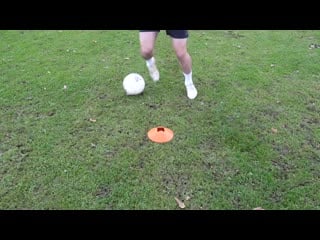 5 stepover variations to beat a defender skill moоves for football players