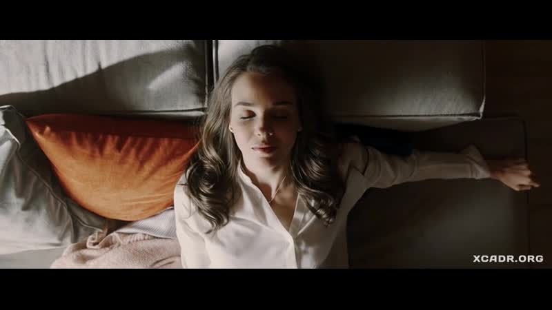 Анжелика николаева делают куни в сериале секс и ничего личного