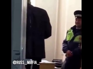 Вите надо выйти