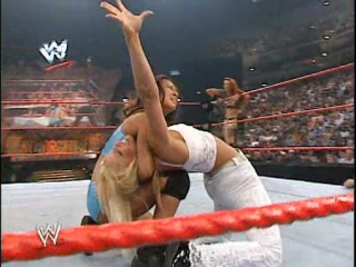 Lita and trish stratus vs molly holly and gail kim