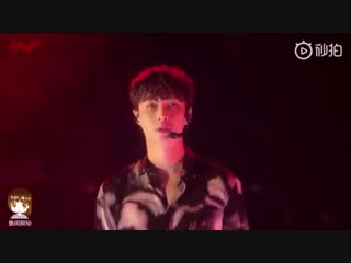 181026 give me a chance 12 yixing layzhang @lay zhang