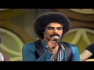 Santa esmeralda only beauty survives