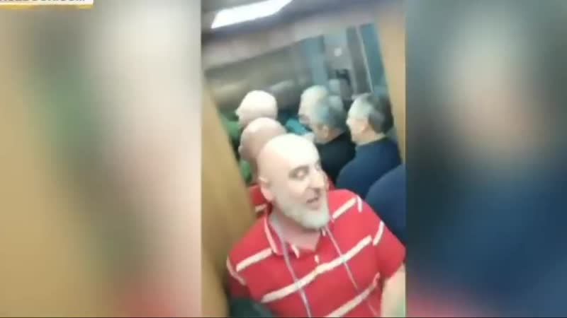 Грузины коротают время в застрявшем в лифте (vhs video)