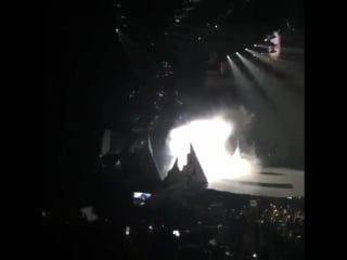 Fresno @hey elena there she is!!! @selenagomez @revivaltour #revivaltour #selenagomez sun, may 8th with 38 notes