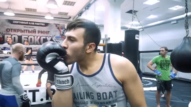 Девочка чемпионка мира по боксу притворилась новичком и наказала бойцов мма