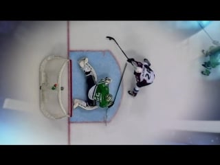 Kari lehtonen denies mackinnon on breakaway 17 11 2016