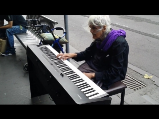 Natalie iconic melbourne piano street performer composing (improvising) on the spot (21 1 2014)