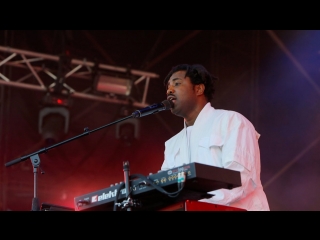 Sampha live at glastonbury 2017