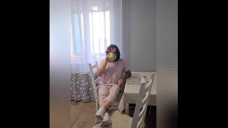 Кто рано встаёт тот всех достаёт