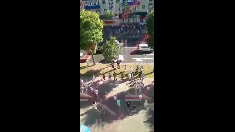 Гродно porn video – Отбивают задержанного в гродно
