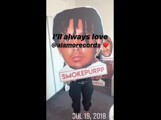 Asian da brat holding smokepurpp