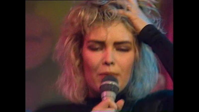 Kim wilde you keep me hangin on (live) 1986
