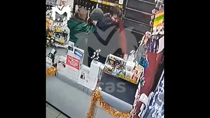 Мужчина напал с ножом на жену сотрудницу "магнита" в красноярске как пишет mash, марина ушла от юрия 30 декабря из за побоев