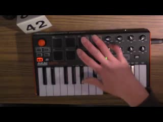 Live hip hop baby cry on akai mpk mini