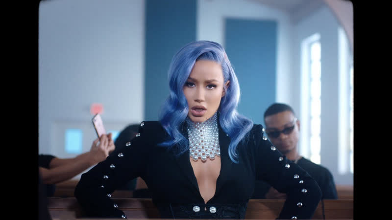 Iggy azalea sally walker