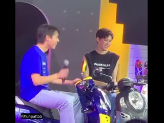 Пипи испугался гудка ахха