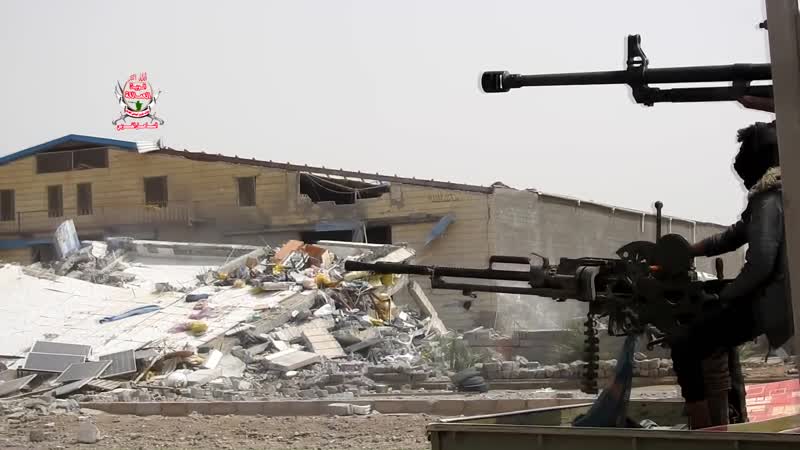 قوات ألوية العمالقة تسيطر على جولة الشحاري وصوامع ومطاحن البحر الأحمر شرق مدينة الحديدة n n nالمركز الإ