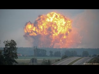 Пожар и взрывы на складе боеприпасов под винницей