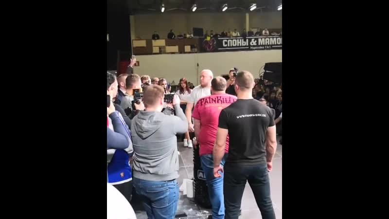 Ушатали пельменя