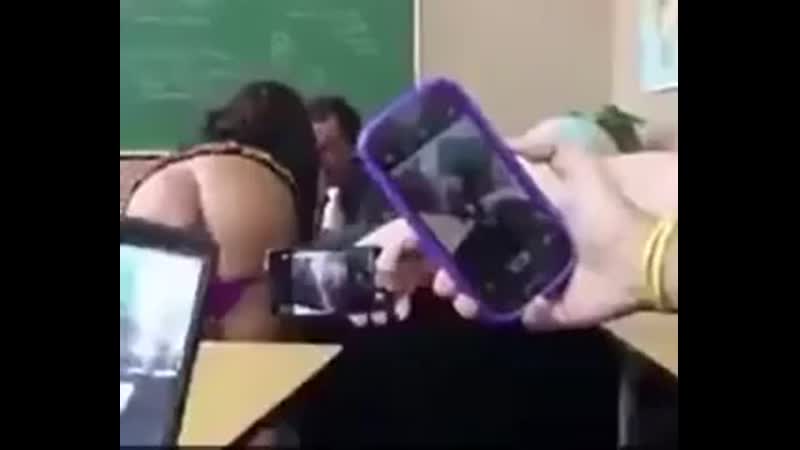 Проспорила желание в колледже