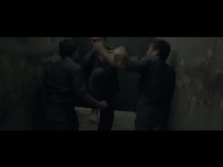 The raid 2 berandal fight scene in a bathroom stall