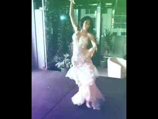 Farah nasri #instaraqs💋💋💋