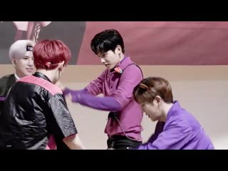 Fancam | 210619 | jun ( under cover part change) @ fansign in jung gu youth training center