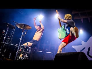 Slaves live at festival lowlands 2019
