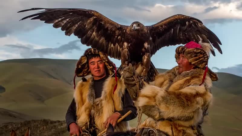 Тувинская шаманская музыка обертонное пение и бубен