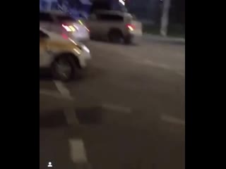 Толпа азеров напала на пожилого армянина