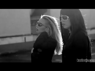 Pantyhose, nylon, silk fetish ∞ ultratight leggins 2 hot lesbi sexy ass две лесби в ярких леггинсах в обтяжку супер попка лосины