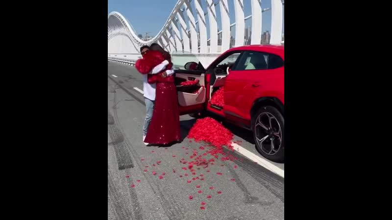 Губу закатай