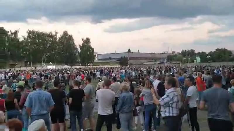Стадионе porn video – ̆ск митинг светланы тихановской люди уже не помещаются на стадионе!